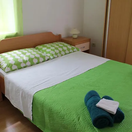 Delfin Apartment *
